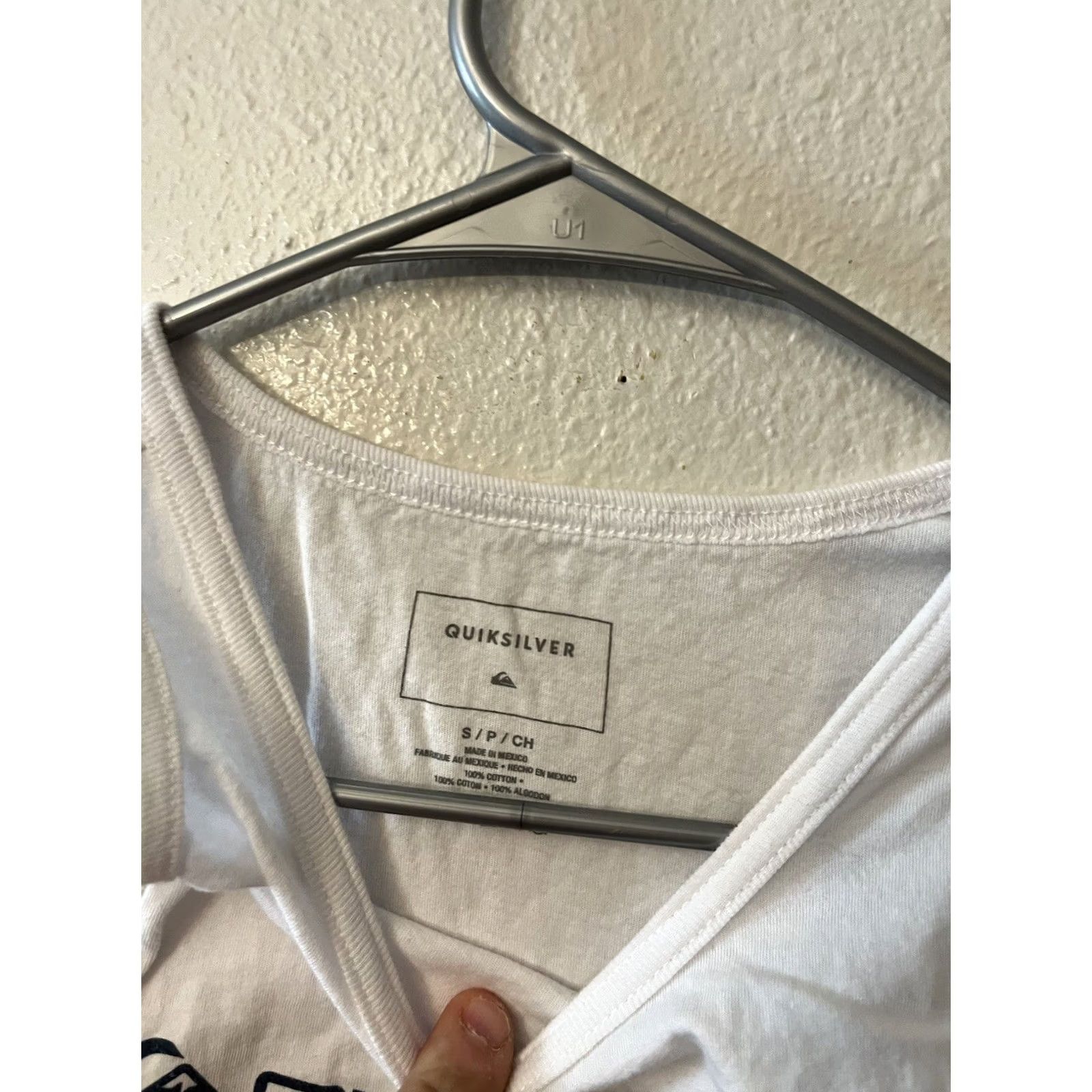 Quiksilver Quicksilver Men’s Tank Top T Shirt Sleeveless White Graphic Size Small Vintage 90s Nature Shirt Mens Size US S / EU 44-46 / 1 - 3 Thumbnail