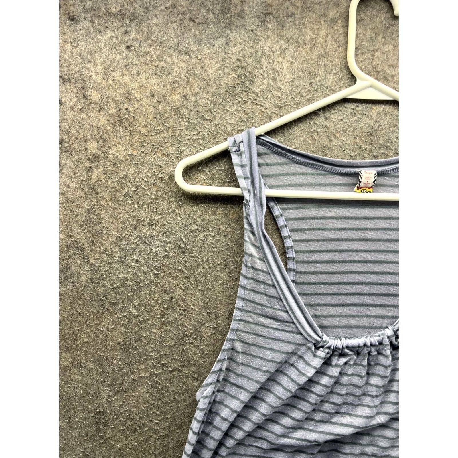 Free People VINTAGE Free People Tank Top Womens Medium Gray Striped Lightweight Jersey Scoop Neck Sleeveless Casual Summer Womens Size M / US 6-8 / IT 42-44 - 3 Thumbnail