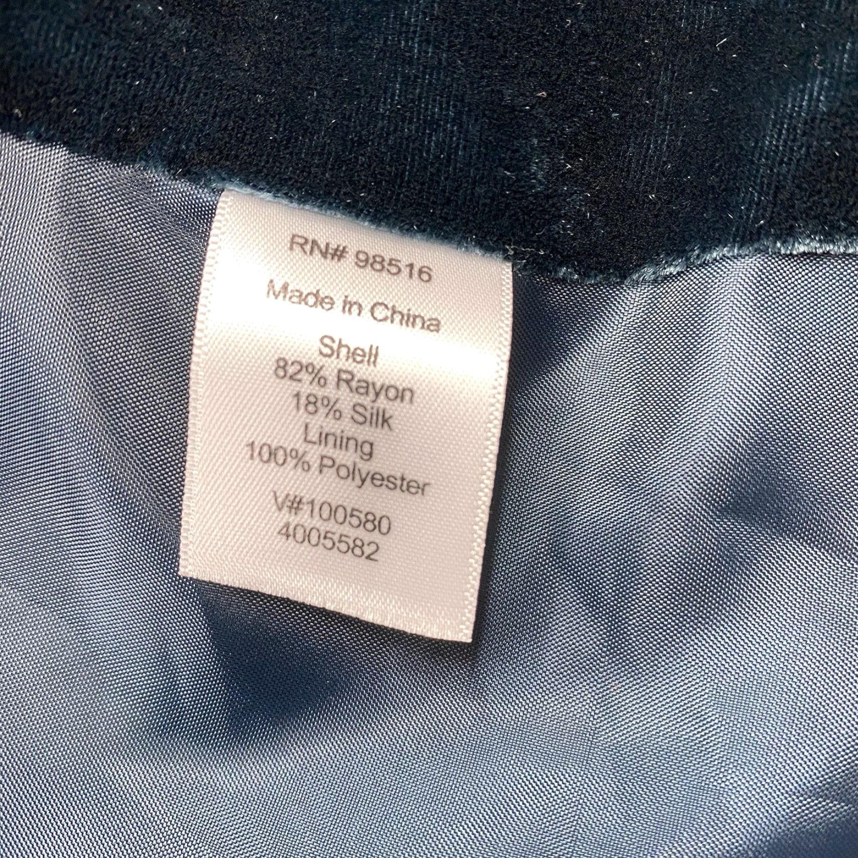 Coldwater Creek Coldwater Creek Vest Womens S Green Velvet Draped Silk Blend Whimsygoth Artsy Silk Rayon Lined Open 90s Theme Mens Womens Size S / US 4 / IT 40 - 4 Thumbnail