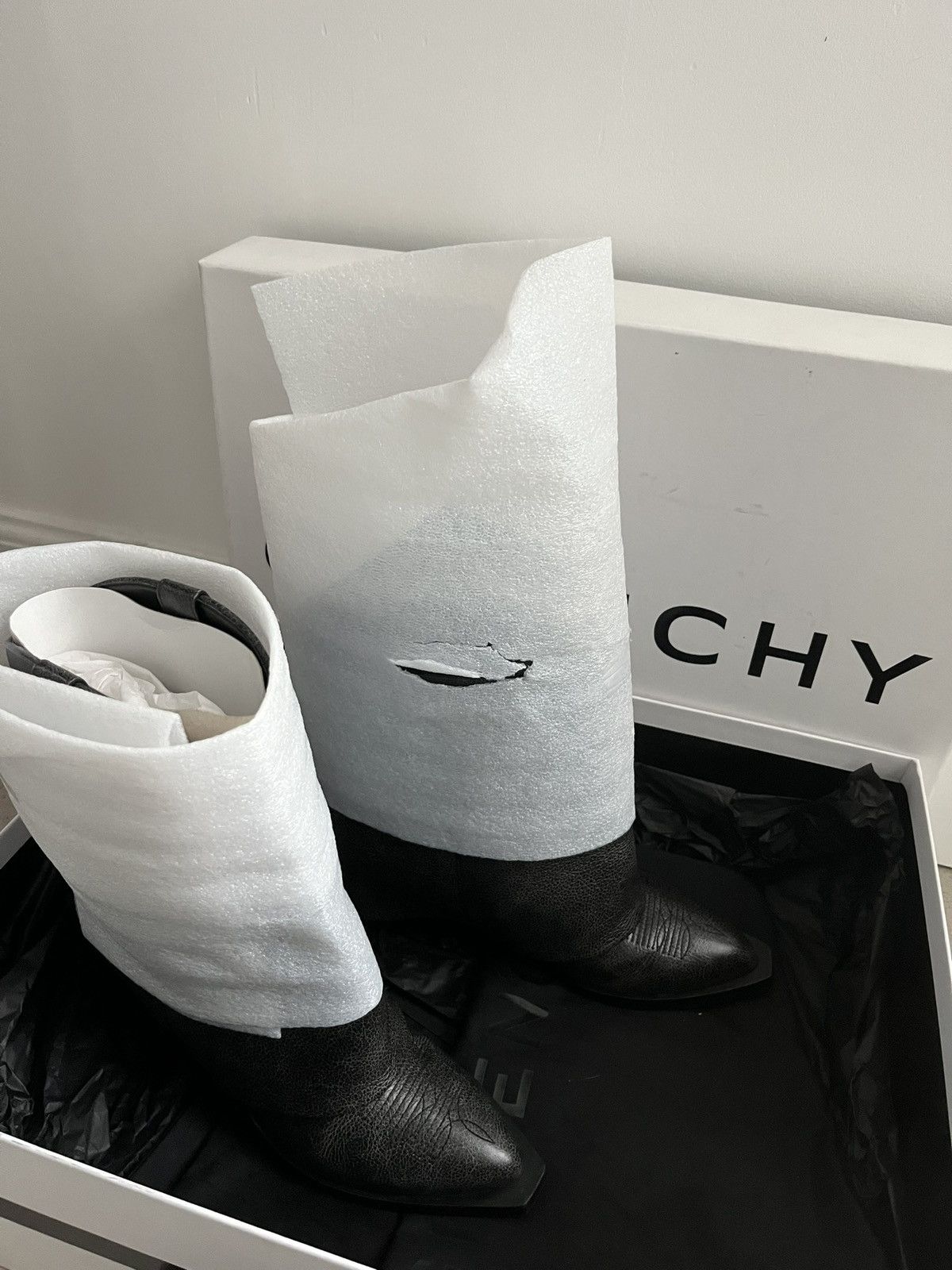 Givenchy Givenchy Shark santiague Size US 8 / IT 38 - 15 Thumbnail
