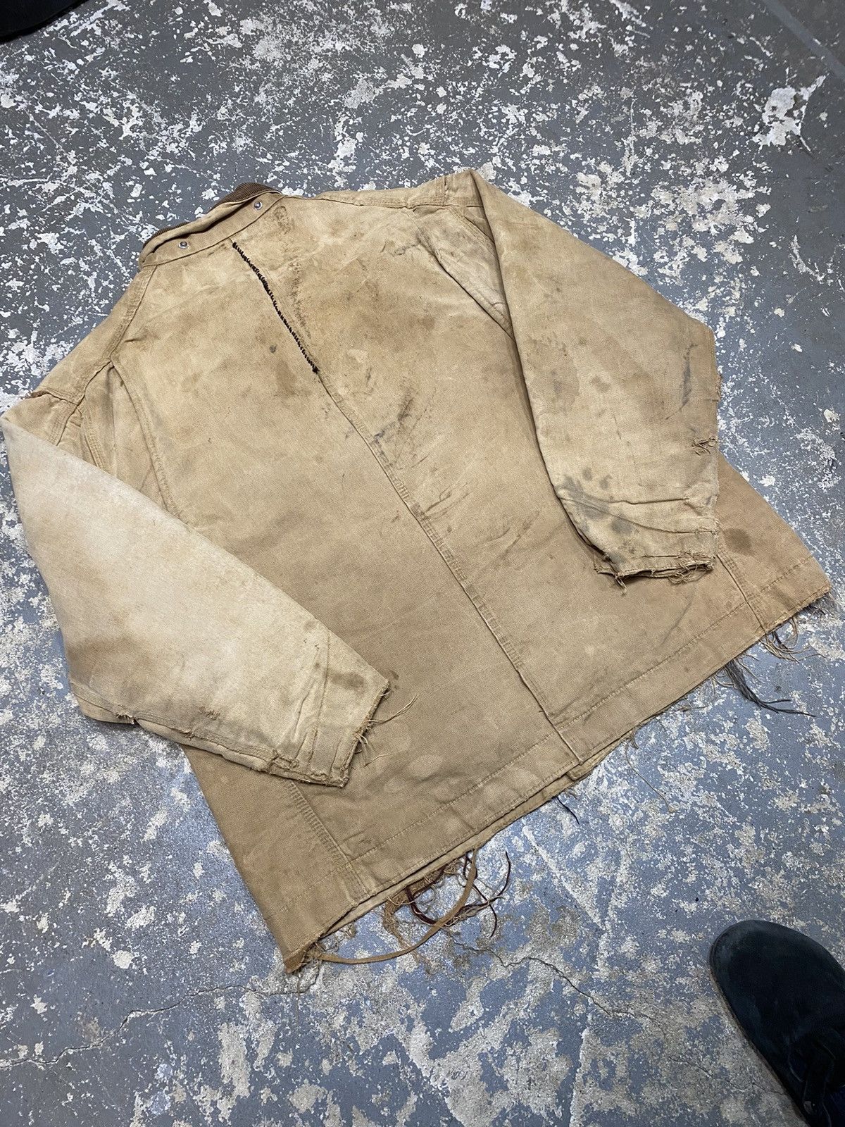 Carhartt × Vintage Vintage Carhartt Troy Blanket Thrashed Tan ChoreJacket 70s Size US XL / EU 56 / 4 - 14 Thumbnail