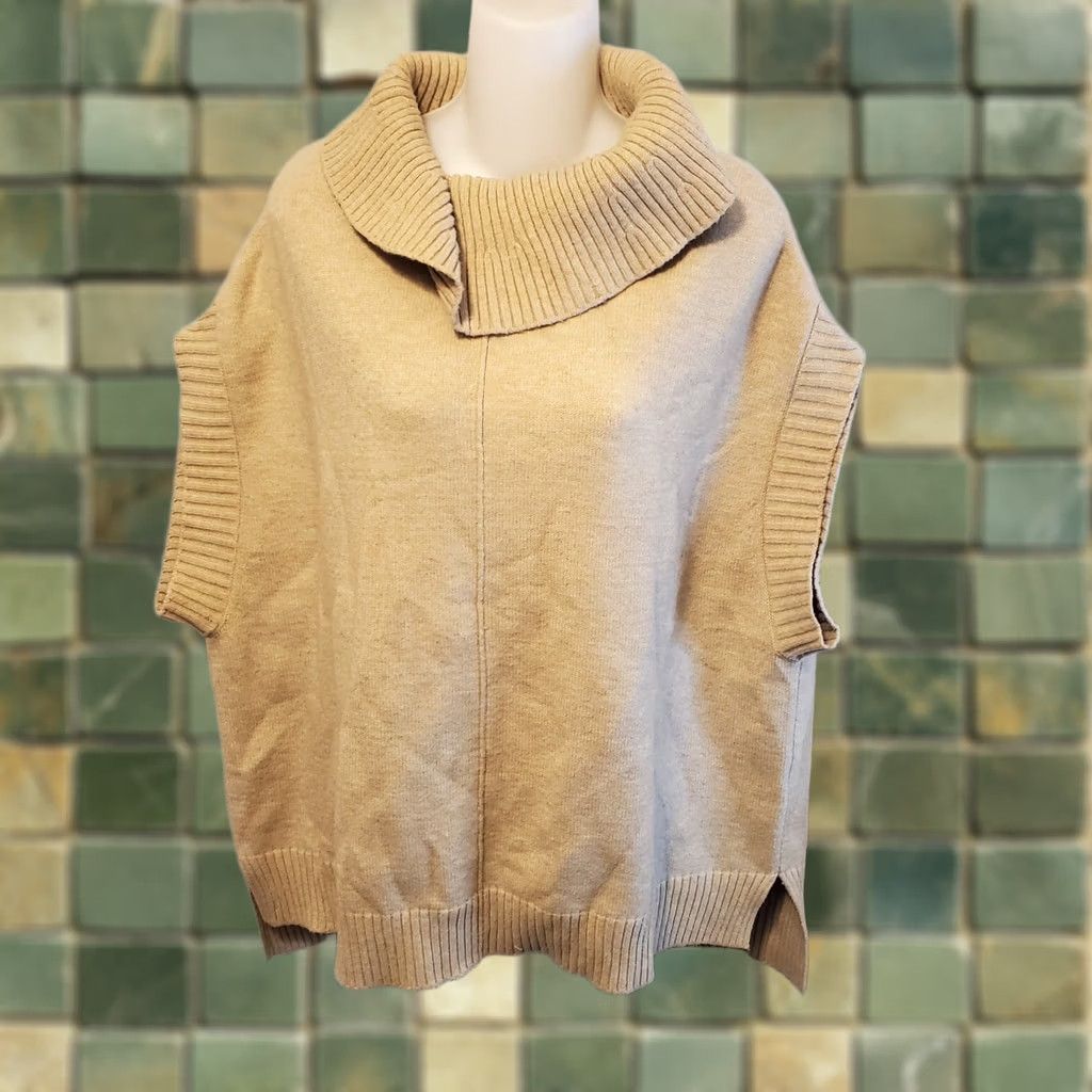 Anthropologie Anthropologie Sweater Womens S Beige Moth Sleeveless Oversized Turtleneck Chunky Size S / US 4 / IT 40 - 1 Thumbnail