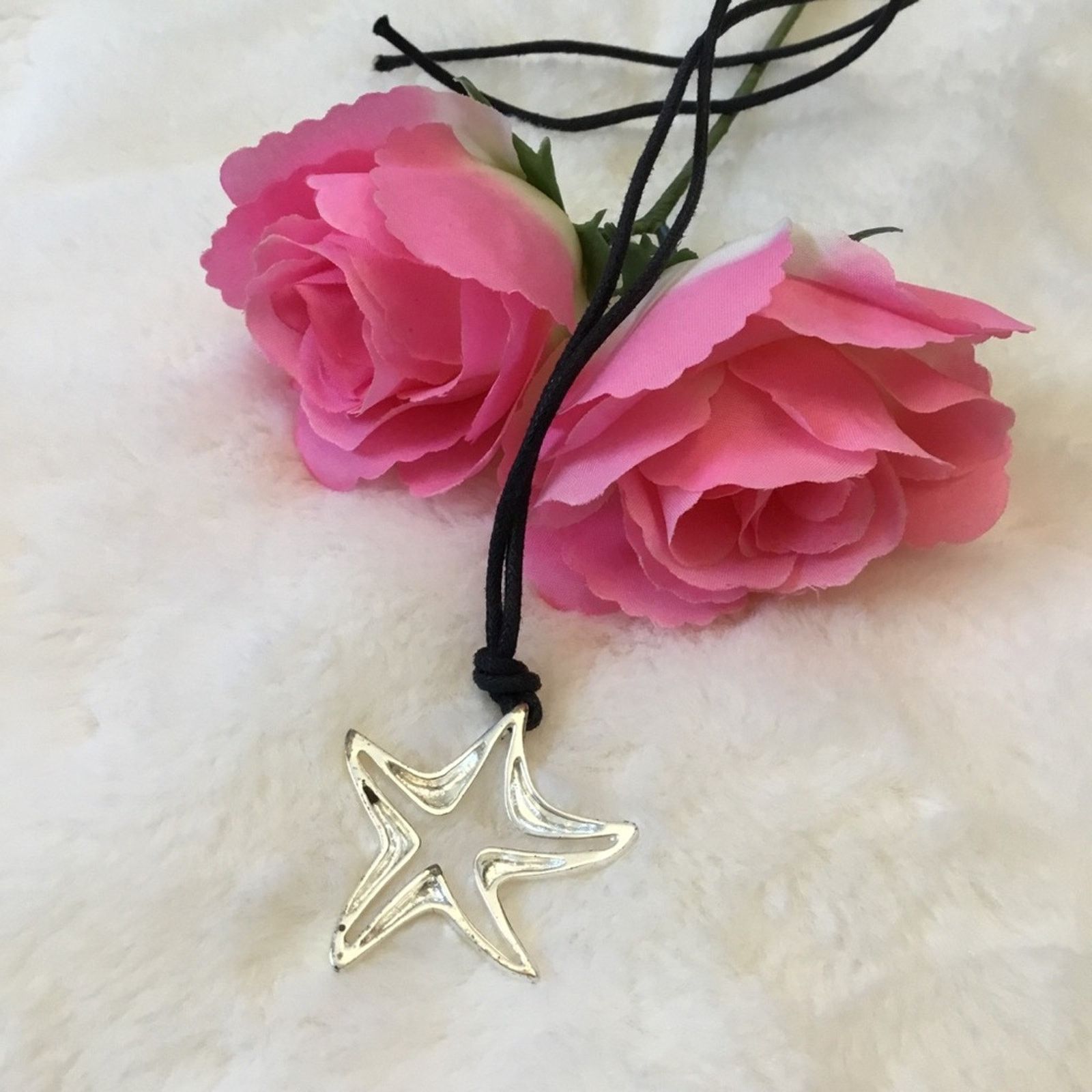 Other Silver Big Star Tied Necklace Size ONE SIZE - 3 Thumbnail