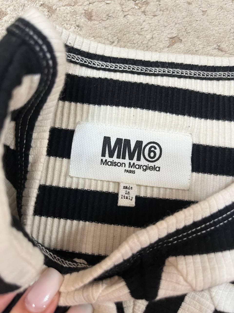 Maison Margiela Mm6 maison margiela t-shirt with striped elbow patches. Size S / US 4 / IT 40 - 5 Thumbnail