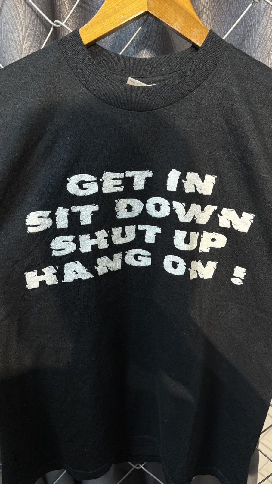 Vintage BABYTEE VINTAGE WORDING “Get in Sit Down Shut up Hang O” Size S / US 4 / IT 40 - 2 Thumbnail