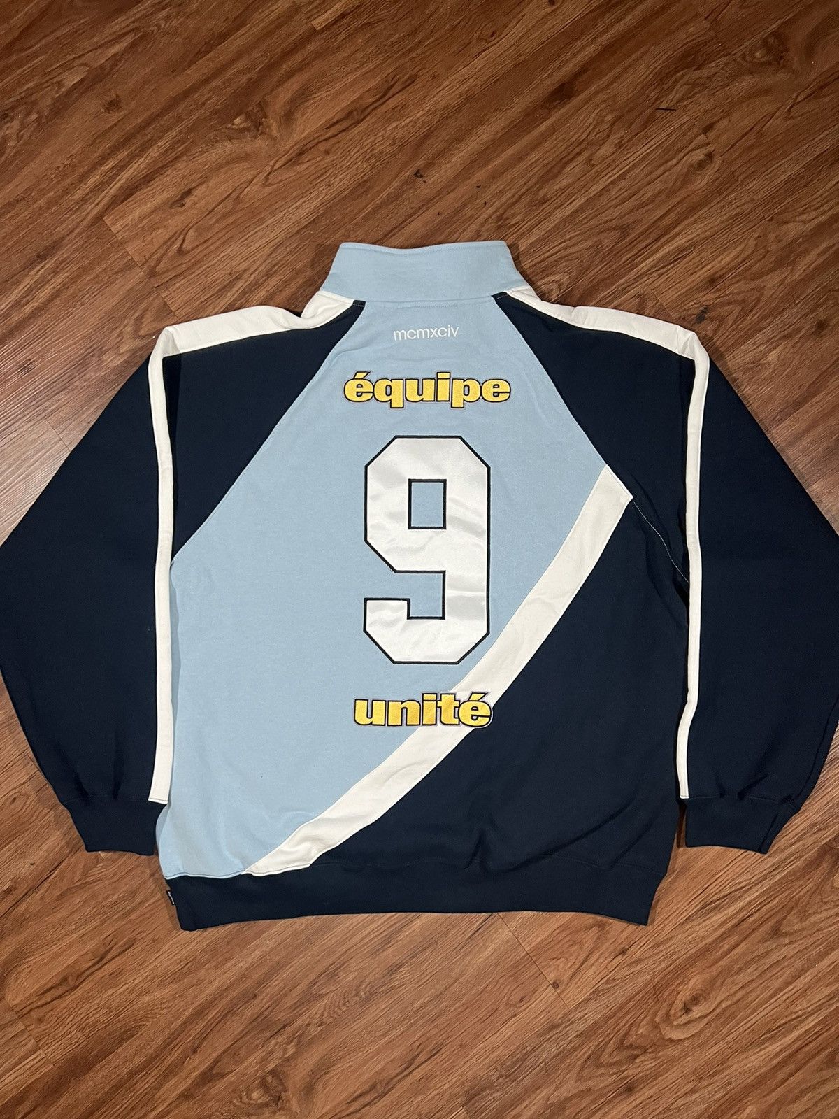 Hypebeast × Supreme Supreme Equipê Half Zip Up Sweatshirt Size US XL / EU 56 / 4 - 2 Thumbnail
