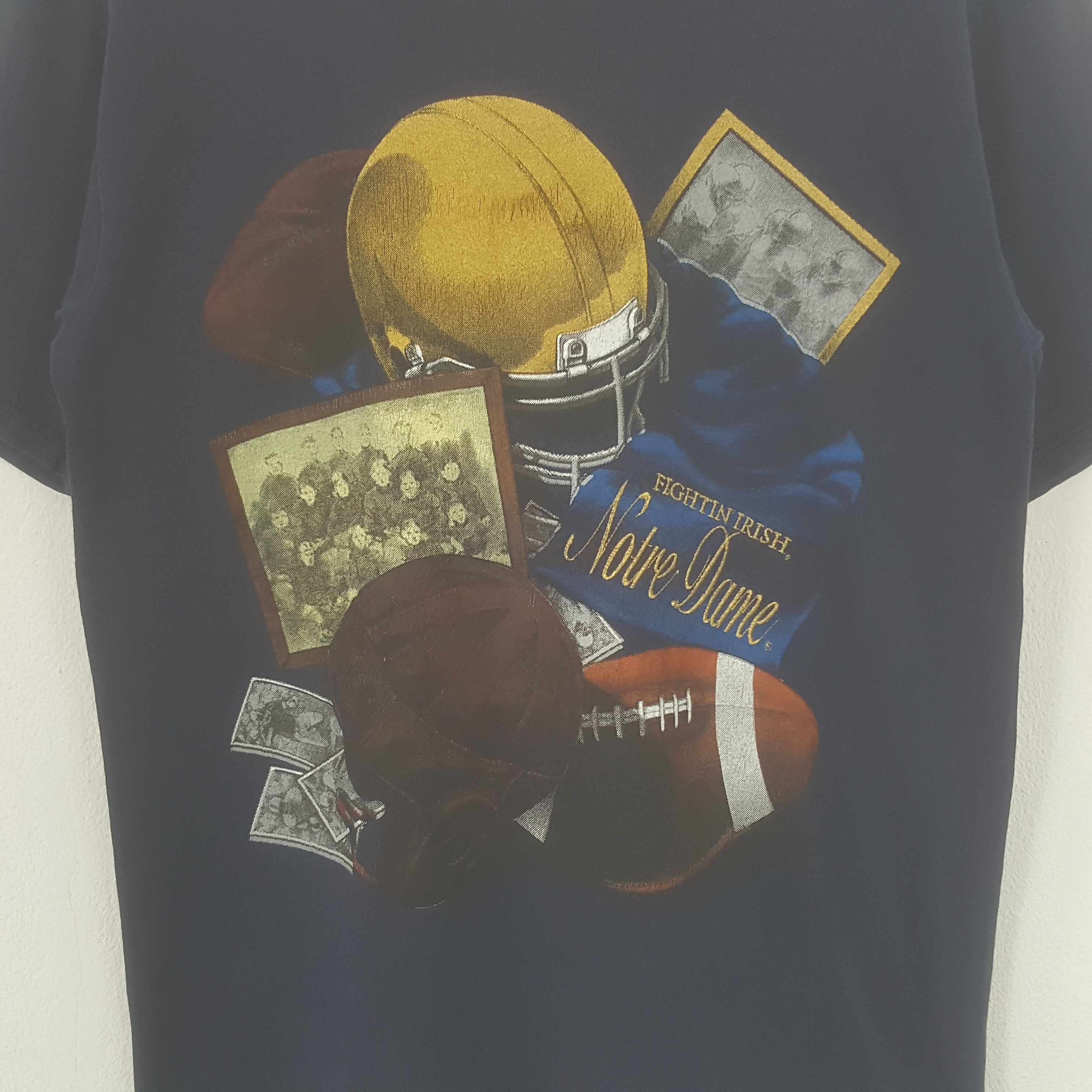 NFL × Nutmeg × Vintage Vintage 90's Notre Dame American NFL Team Tshirt Size US M / EU 48-50 / 2 - 2 Thumbnail