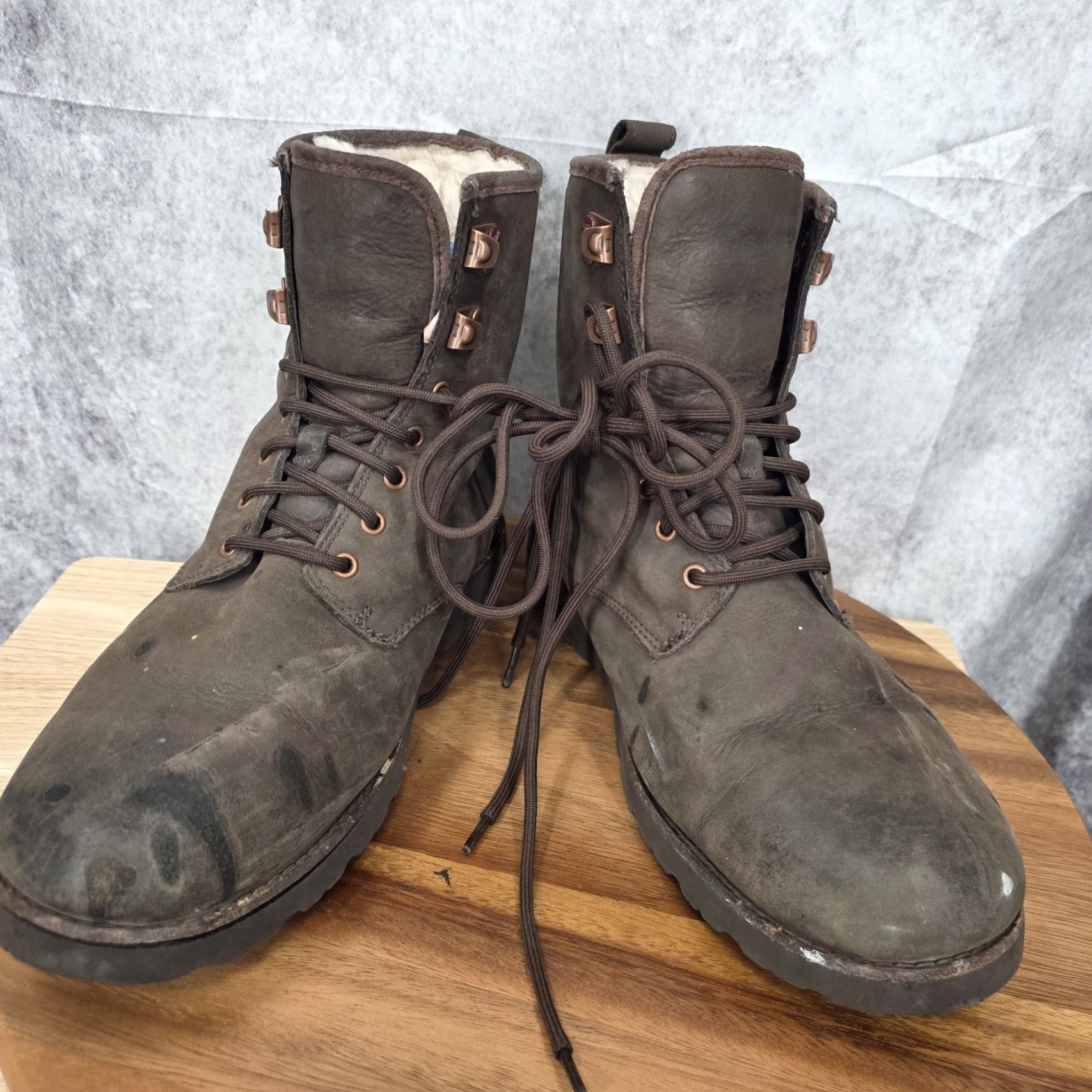 Ugg VINTAGE UGG Snow Boots Mens 10 Hannen Brown Leather Waterproof Shearling Lined Outdoor Size US 10 / EU 43 - 5 Thumbnail