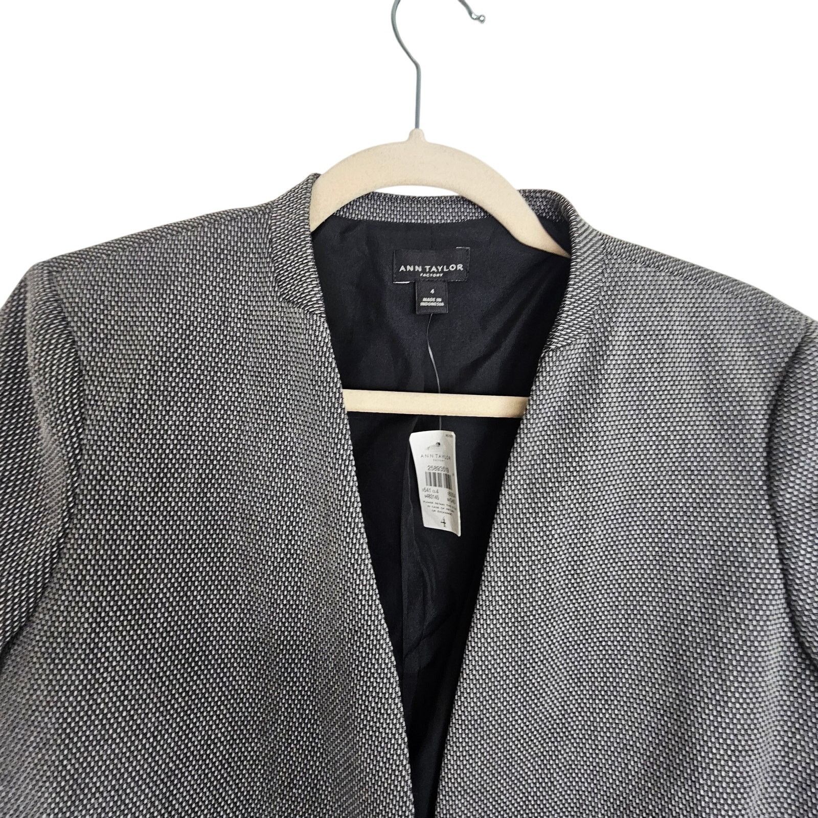 Ann Taylor Ann Taylor Open Front Blazer 4 Classic Minimalist Career Size S / US 4 / IT 40 - 2 Thumbnail