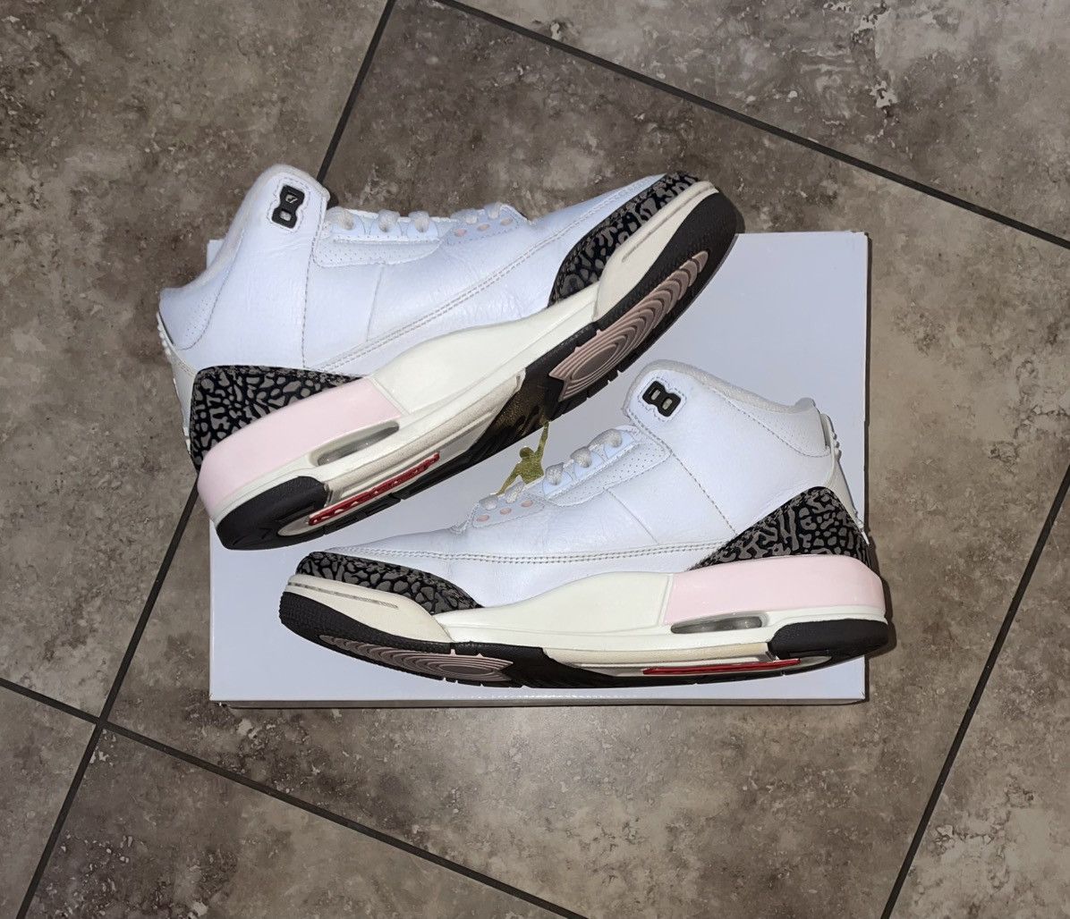 Jordan Retro Neapolitan Dark Mocha Size