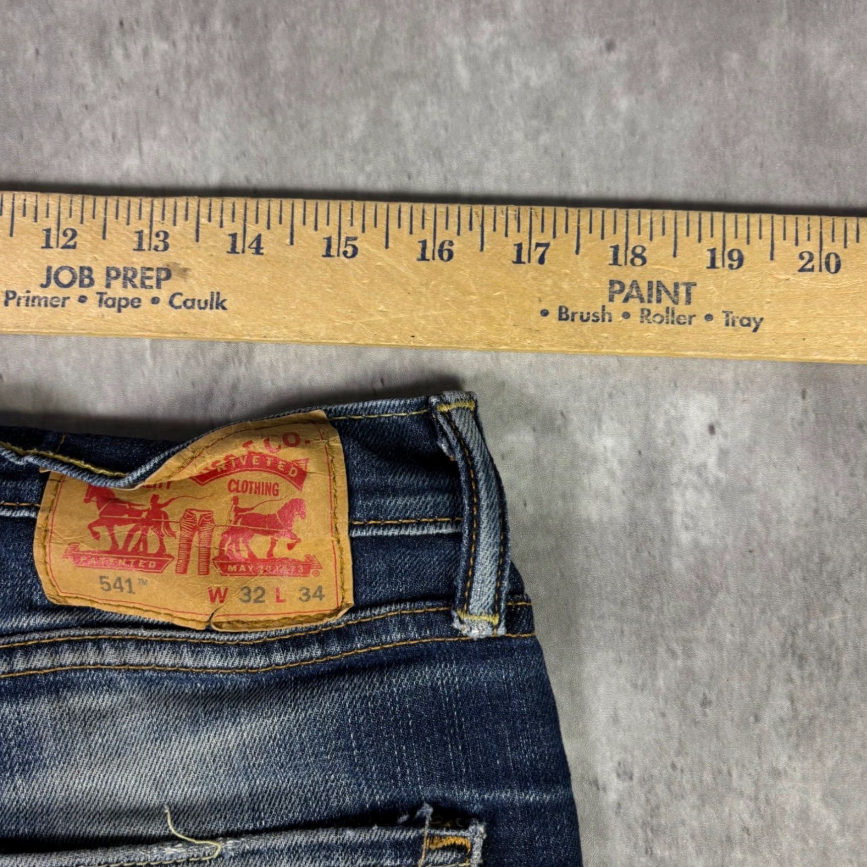 Levi's Levi's 541 Jeans Mens 32x32 Distressed Denim Athletic Tapered 5-Pocket Denim Pants Blue Vintage-Style Casual Pan ts Size US 32 / EU 48 - 3 Thumbnail