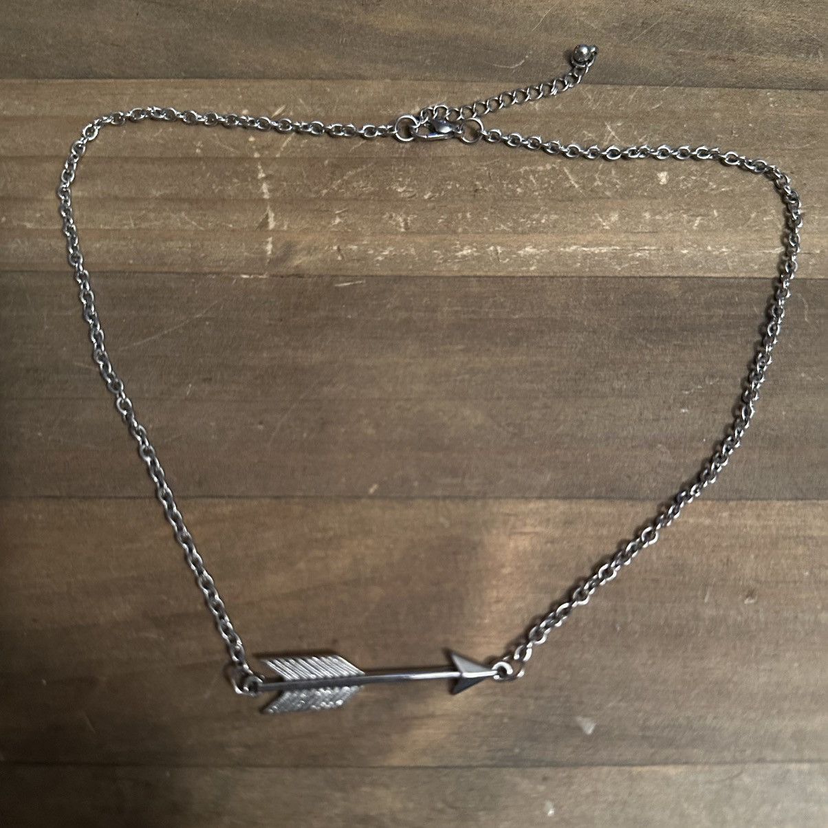 Other Silver tone cupids arrow necklace Size ONE SIZE - 2 Thumbnail