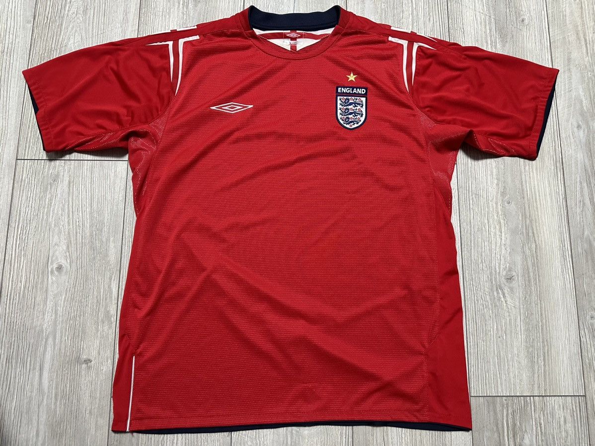 Umbro Umbro England 2004 - 2006 Away football shirt Soccer Jersey Size US XL / EU 56 / 4 - 1 Thumbnail