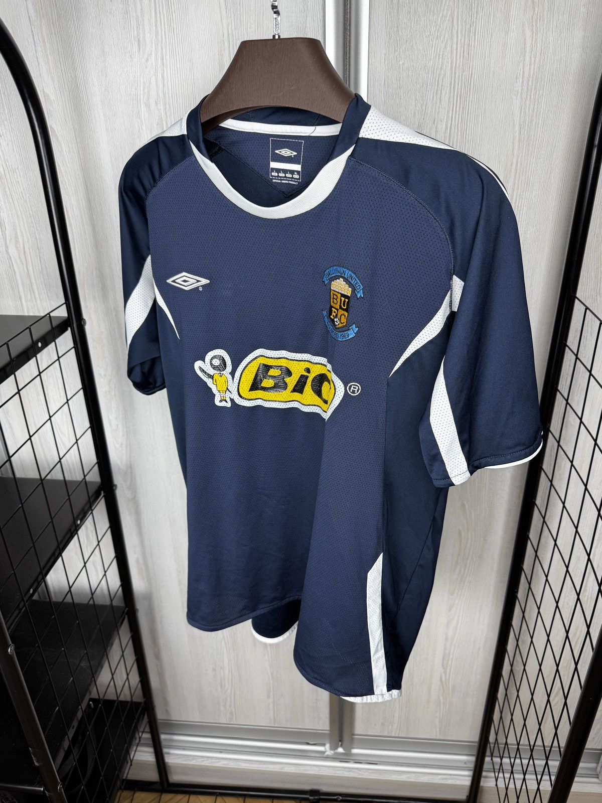 Umbro Umbro FC Ballymun United 2000s vintage BIC soccer jersey Size US L / EU 52-54 / 3 - 6 Thumbnail