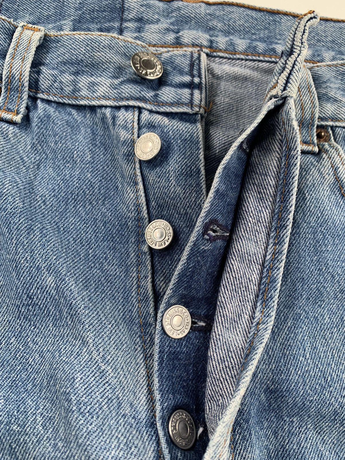 Levi's Vintage Clothing Levi’s 501 Made in USA Vintage Distressed Pants Jeans Size US 32 / EU 48 - 4 Thumbnail