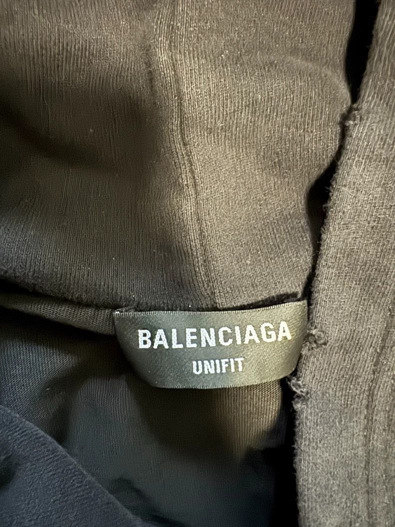 Balenciaga Balenciaga Black old hooded sweater with holes. Size US L / EU 52-54 / 3 - 3 Thumbnail