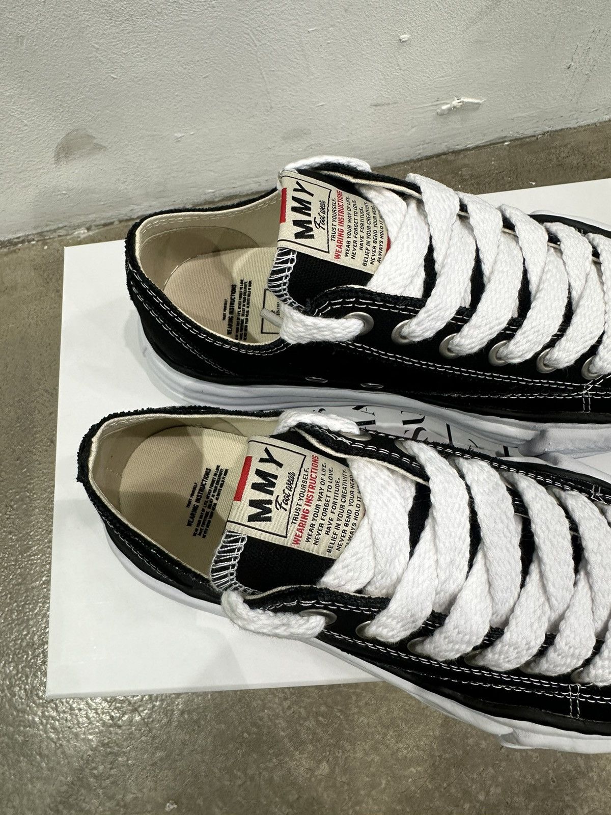 Maison MIHARA YASUHIRO MAISON MIHARA YASUHIRO - Peterson Low Black Sneakers Size US 6 / EU 39 - 4 Thumbnail