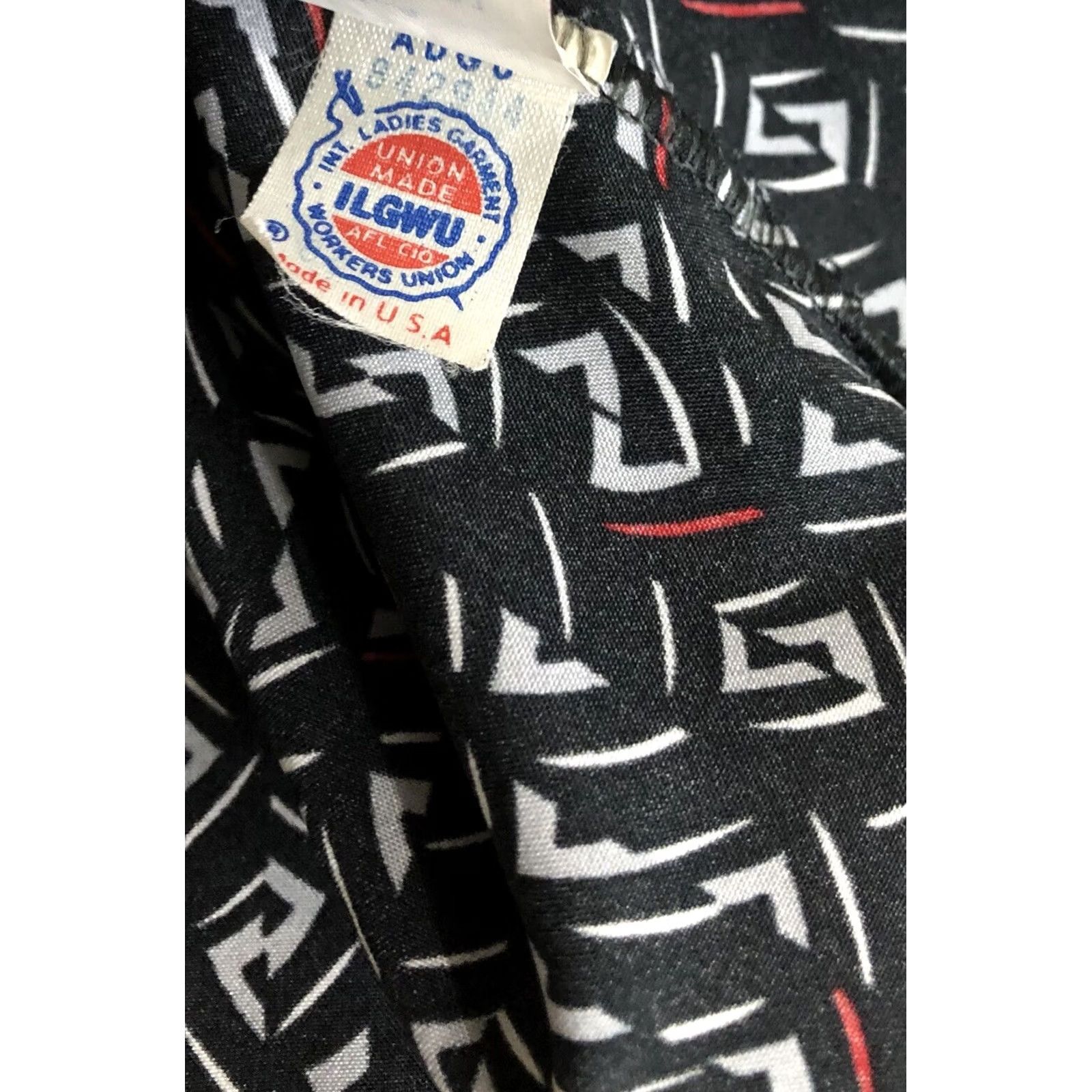 Vintage User: Original Title: Vintage Act III 70s 80s Top XL Blk Gray Geo Artsy Career office secretary ILGWU Size XL / US 12-14 / IT 48-50 - 4 Thumbnail