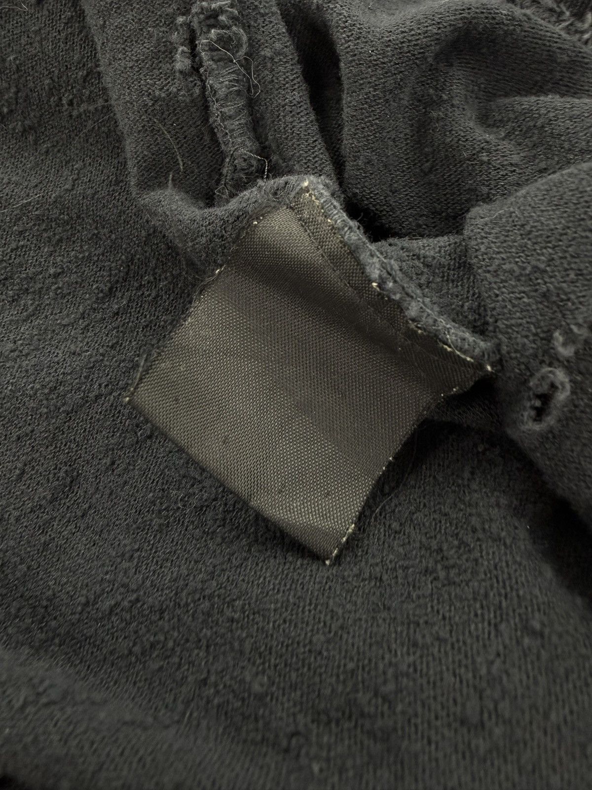 Raf Simons AW01 Raf Simons Riot Riot Riot Reverse Patch SAMPLE Crewneck Size US M / EU 48-50 / 2 - 6 Thumbnail