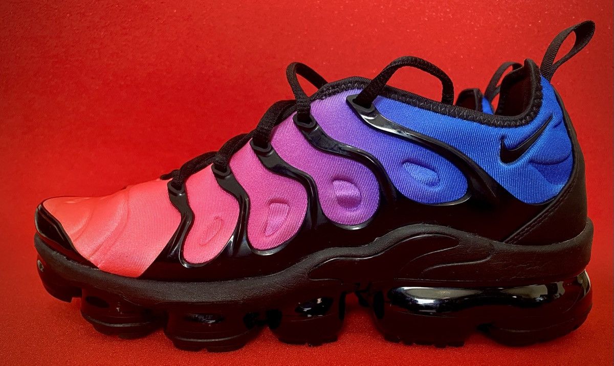 Nike Nike Vapormax Plus Cotton Candy Size US 9.5 / EU 42-43 - 1 Thumbnail