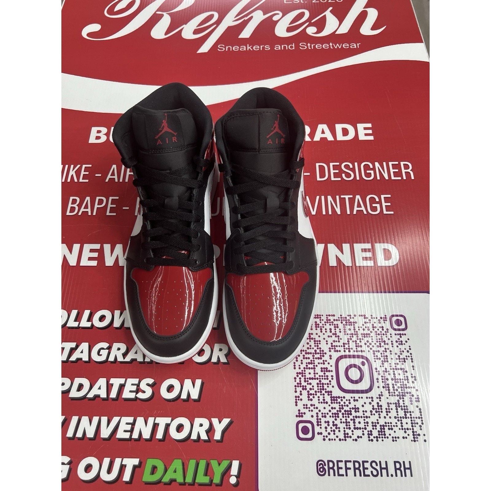 Jordan Brand Air Jordan 1 Patent Bred Toe Size 9 HV4091 006 Size US 9 / EU 42 - 4 Thumbnail
