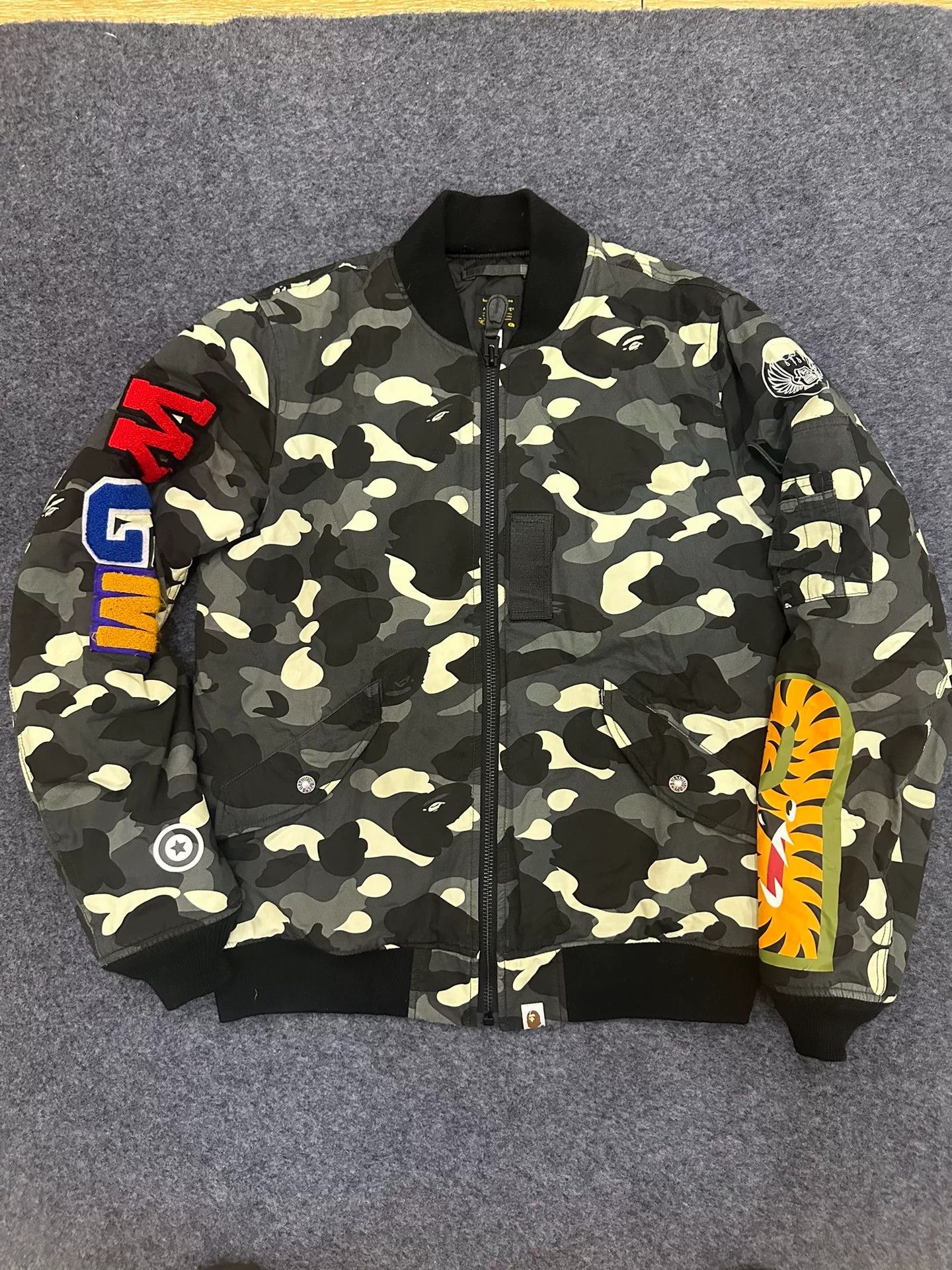 Bape Bape A Multi Shark Jacket Outerwear Size US M / EU 48-50 / 2 - 1 Thumbnail