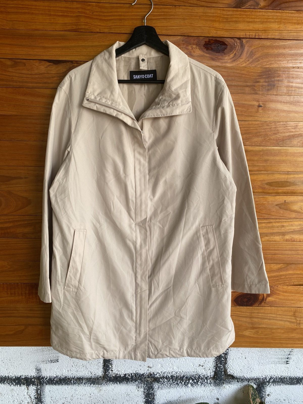 Sanyo Vintage Beige Sanyo Coat Women’s Windbreaker Jacket Japan Size L / US 10 / IT 46 - 3 Thumbnail