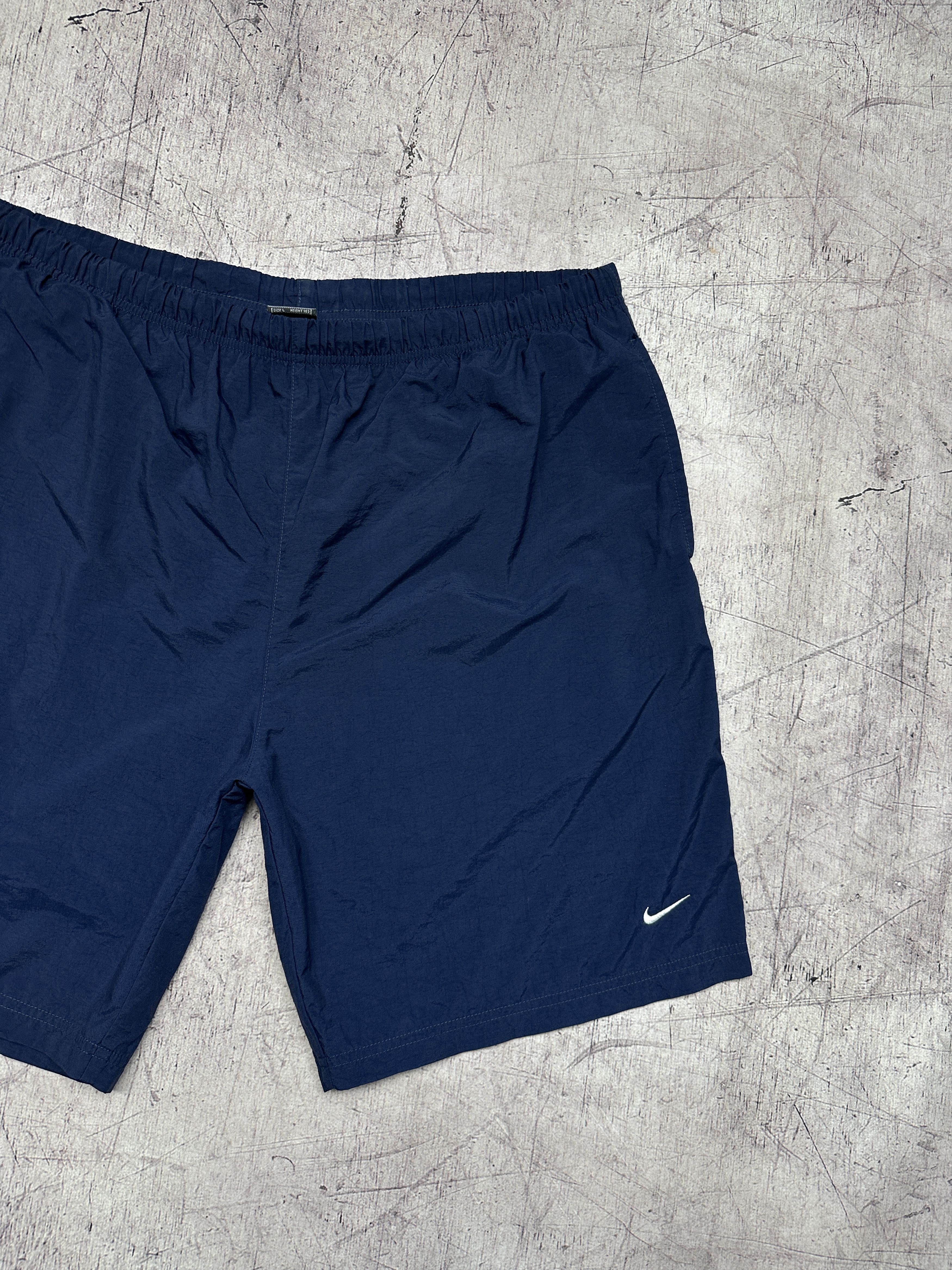 Nike Nike 90s Vintage Mens Nylon Shorts Size US 34 / EU 50 - 2 Thumbnail
