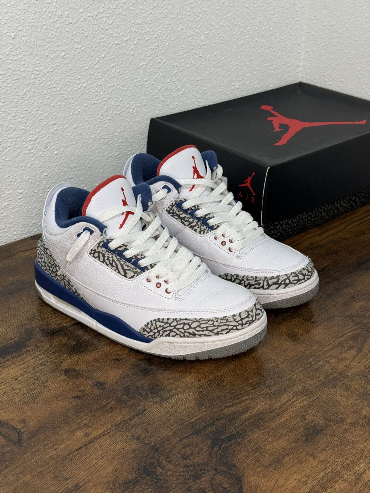 Jordan Brand × Nike Nike Air Jordan 3 Retro True Blue size 9 Size US 9 / EU 42 - 1 Thumbnail