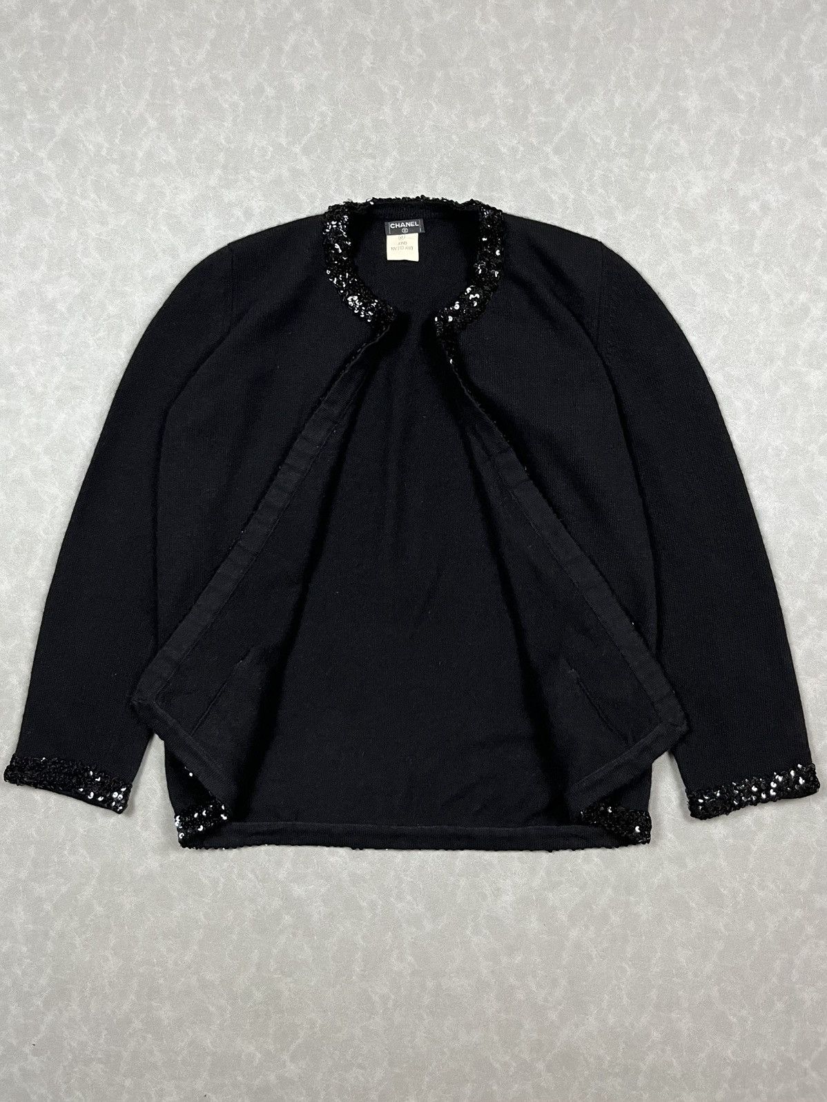 Chanel 80s Chanel cardigan cashmere knit Size M / US 6-8 / IT 42-44 - 4 Thumbnail