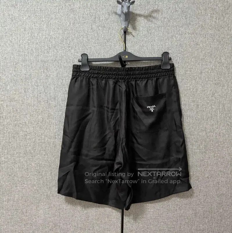 Prada Prada Black Silk Logo Print Men's Shorts. Size US 32 / EU 48 - 2 Thumbnail