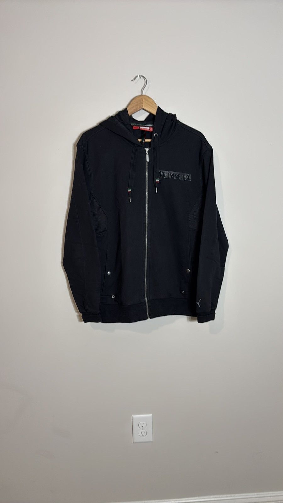 Ferrari × Puma Puma Ferrari Full Zip Hoodie Size US L / EU 52-54 / 3 - 1 Thumbnail