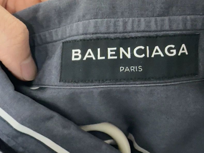 Balenciaga Balenciaga size 41 Striped shirt Fritillaria buttons are s Size US XS / EU 42 / 0 - 4 Thumbnail