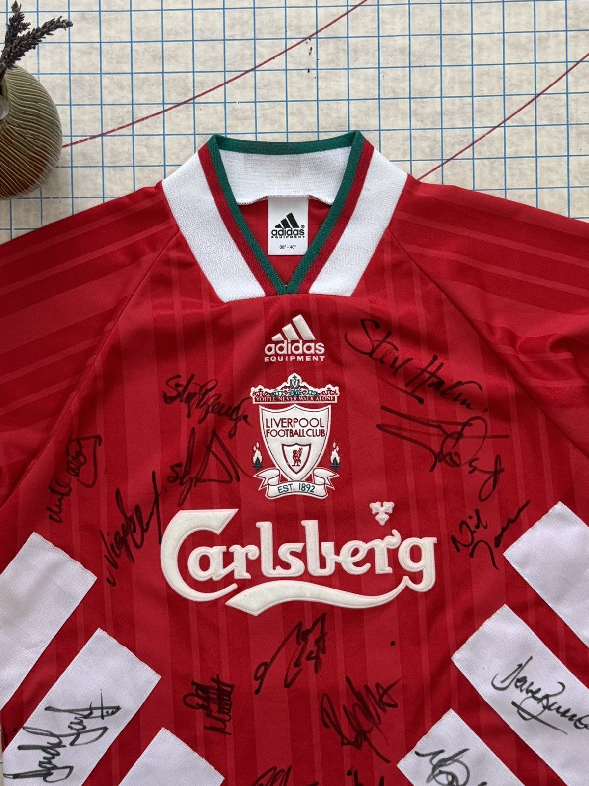 Adidas × Vintage Vintage Adidas Equipment Liverpool Signed Jersey Red Medium Size US M / EU 48-50 / 2 - 5 Thumbnail