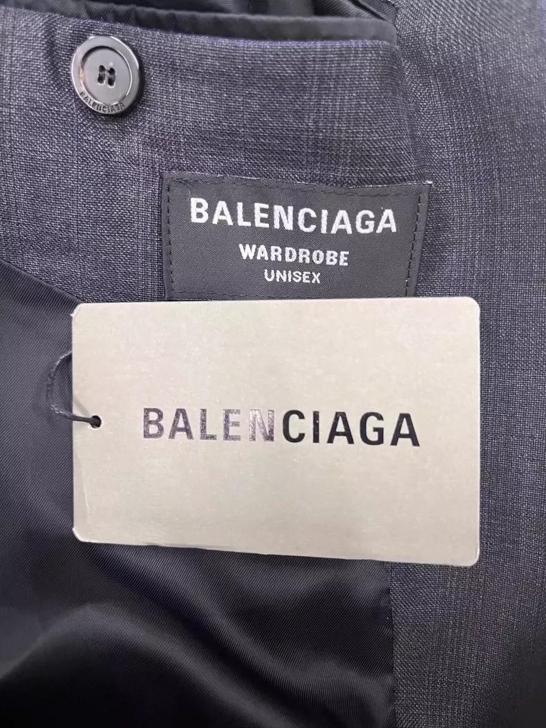 Other Balenciaga size 44 Logo monogrammed double-breasted long-sl Size US S / EU 44-46 / 1 - 4 Thumbnail