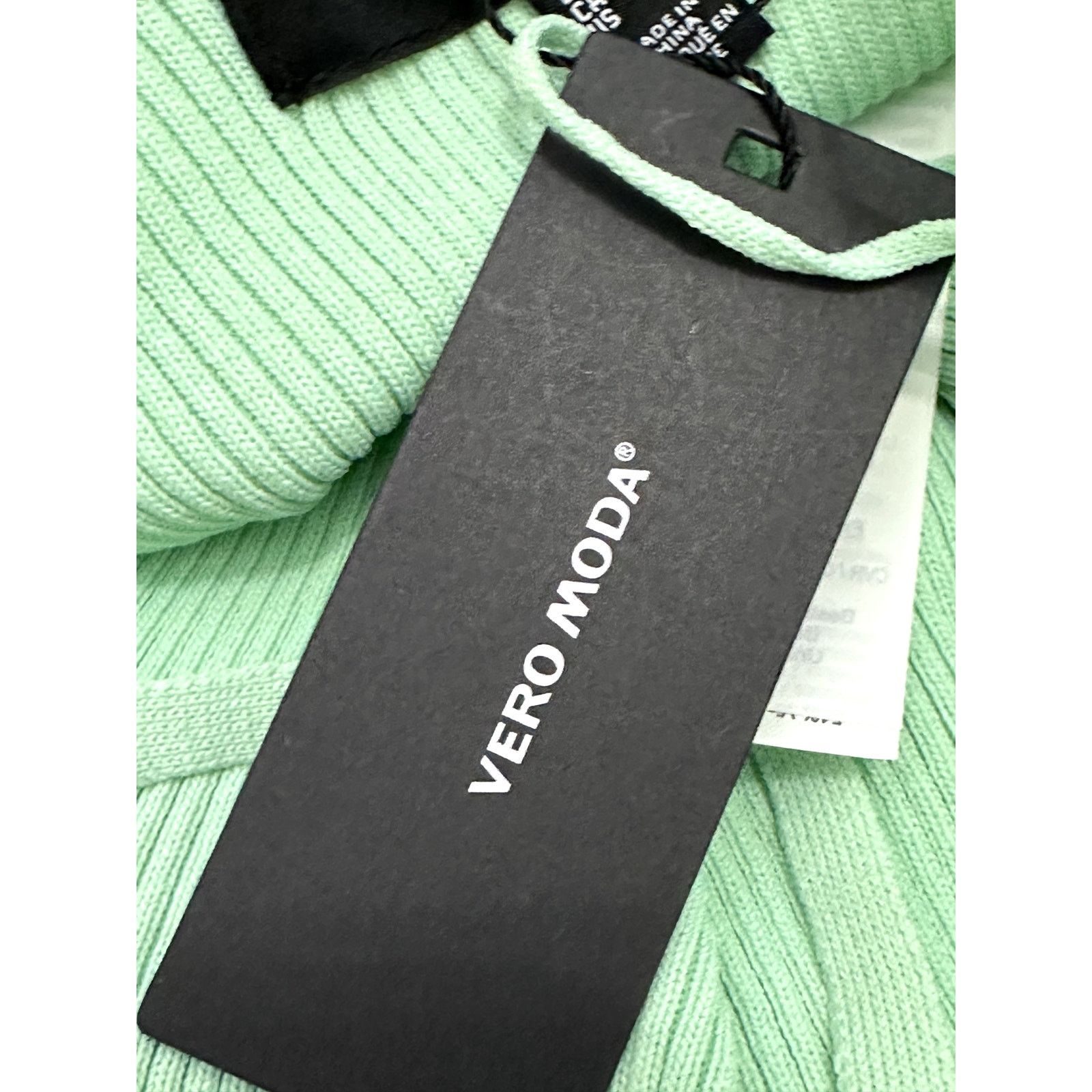 Other Vero Moda Top Helena Ribbed Cropped Halter Mint Green XS NWT Size XS / US 0-2 / IT 36-38 - 8 Thumbnail