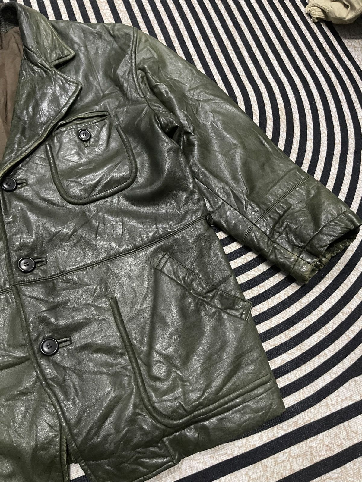 Issey Miyake VINTAGE 90s ISSEY MIYAKE SHEEPSKIN LEATHER JACKET DARK GREEN Size US M / EU 48-50 / 2 - 7 Thumbnail