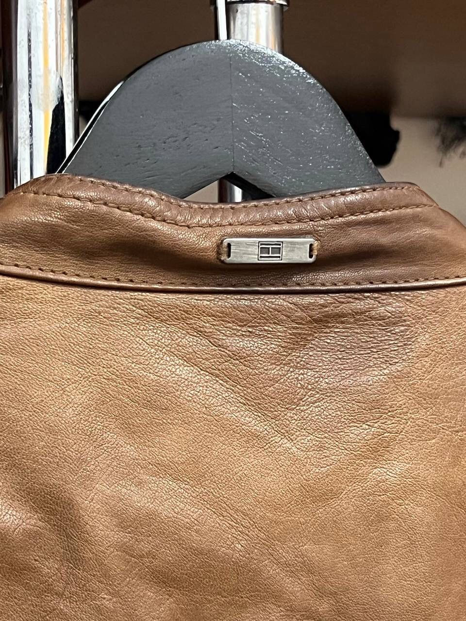 Tommy Hilfiger Vintage Tommy Hilfiger Brown Leather Jacket 1990s Size US L / EU 52-54 / 3 - 12 Thumbnail