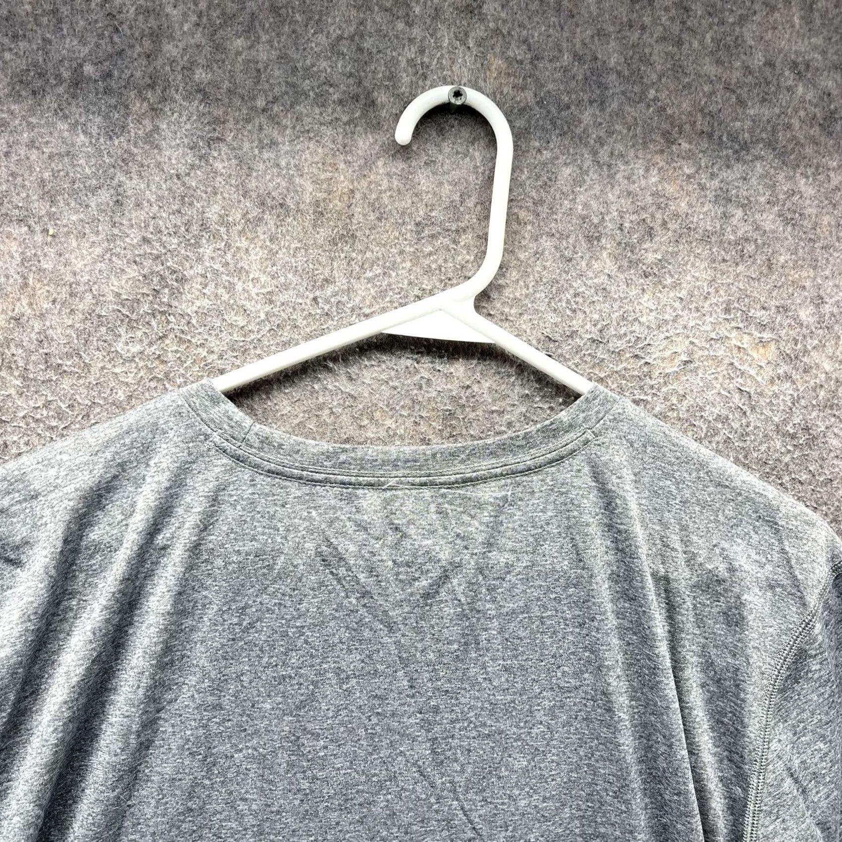 Puma PUMA Shirt Mens XL Gray Big Cat Logo Athletic Short Sleeve Tee Performance Size US XL / EU 56 / 4 - 3 Thumbnail