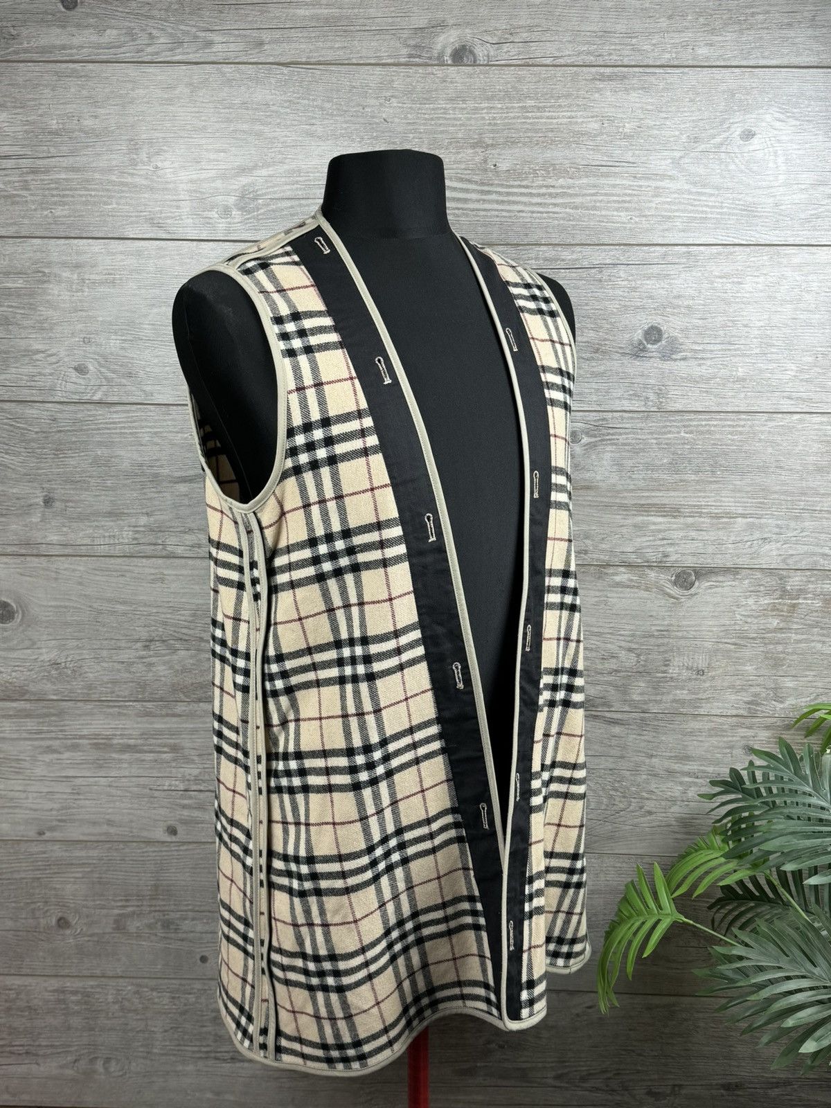 Burberry × Designer × Vintage BURBERRY VEST Understiting luxury size L-XL Size US L / EU 52-54 / 3 - 10 Thumbnail