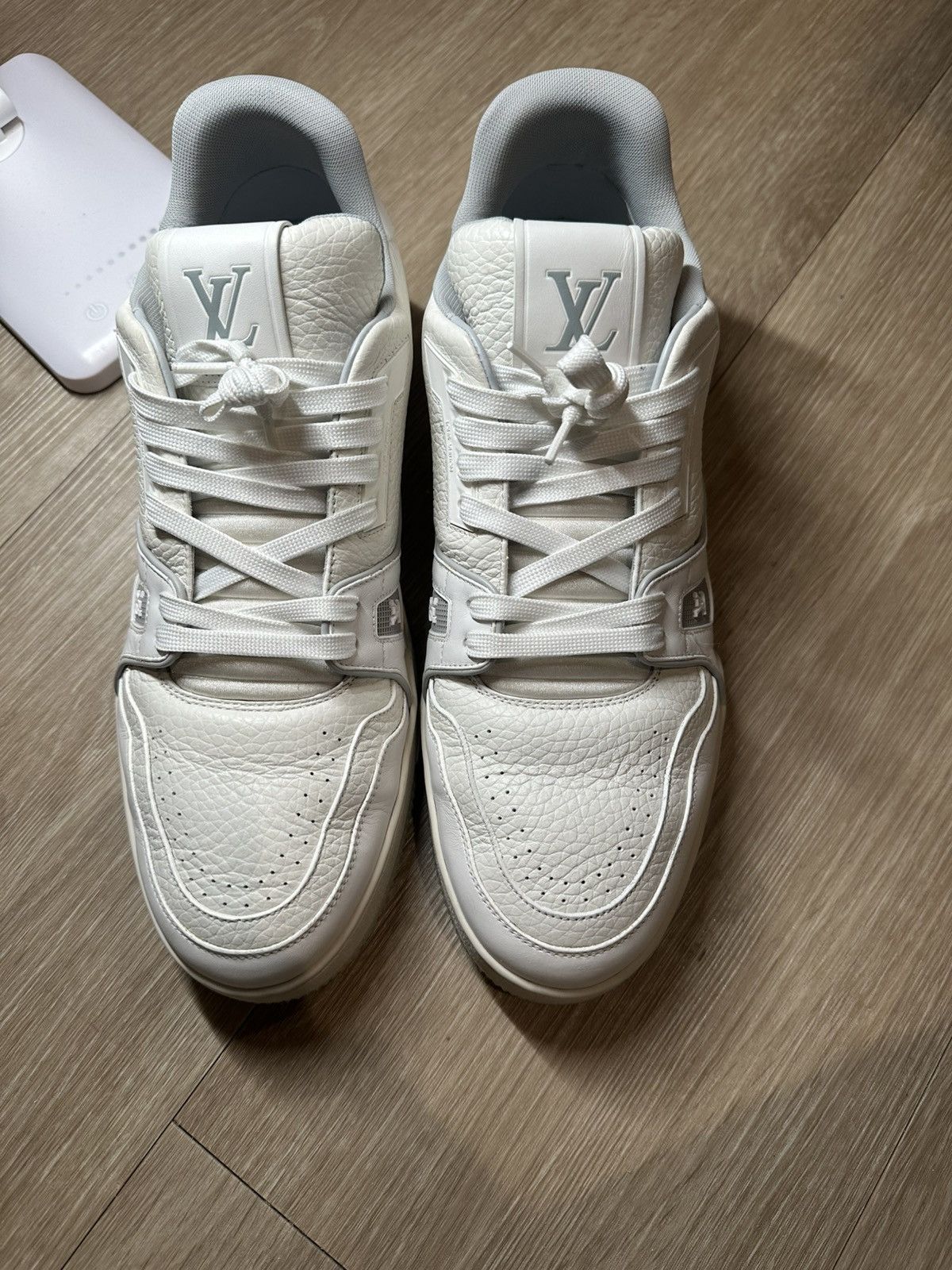 Louis Vuitton Louis Vuitton Trainer White Size US 10 / EU 43 - 1 Thumbnail