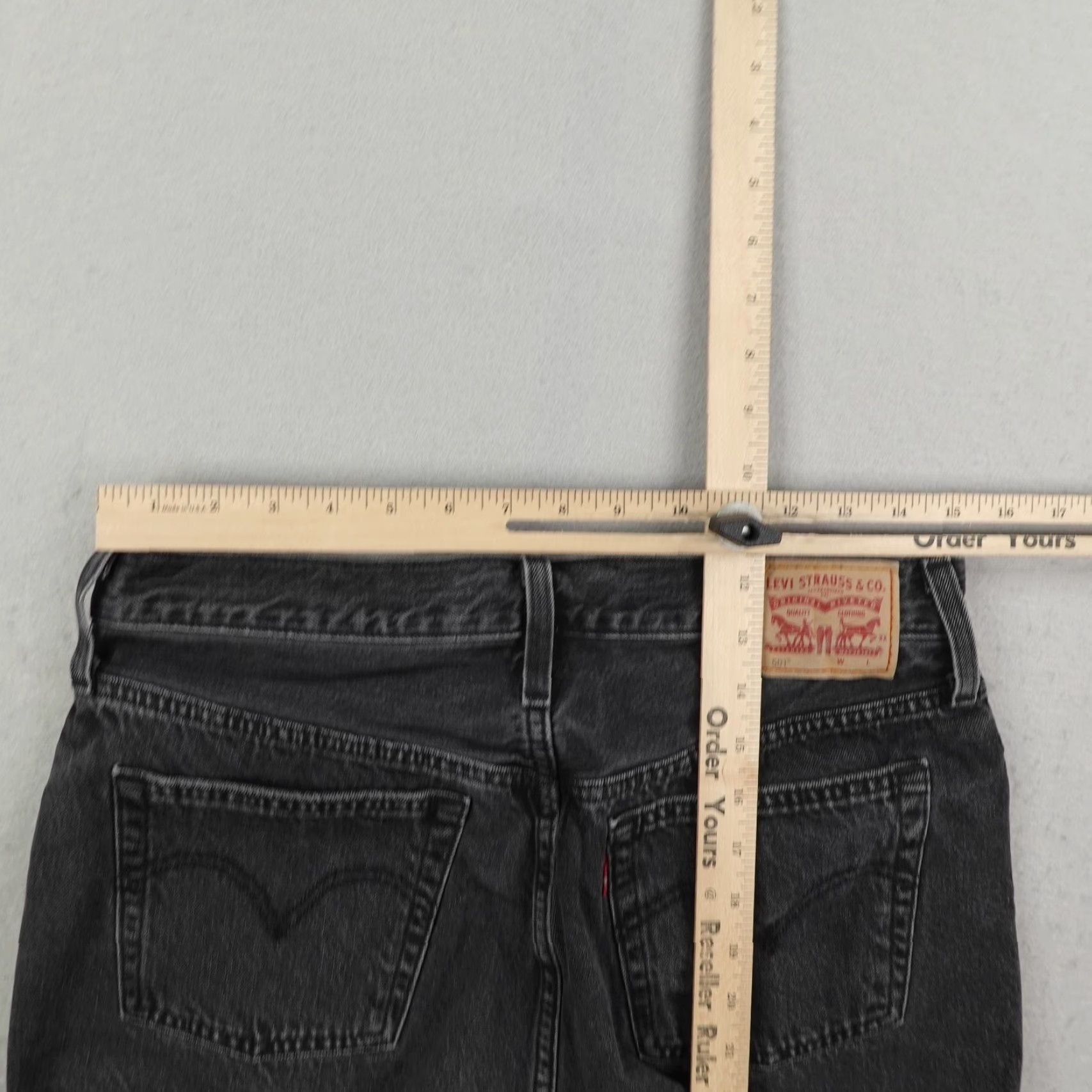 Levi's Levis 501 Shorts Womens 30 Black Denim Button Fly Cut-Off High Rise Mini Frayed Shorts Casual Womens Denim Shorts Size 30" / US 8 / IT 44 - 6 Thumbnail