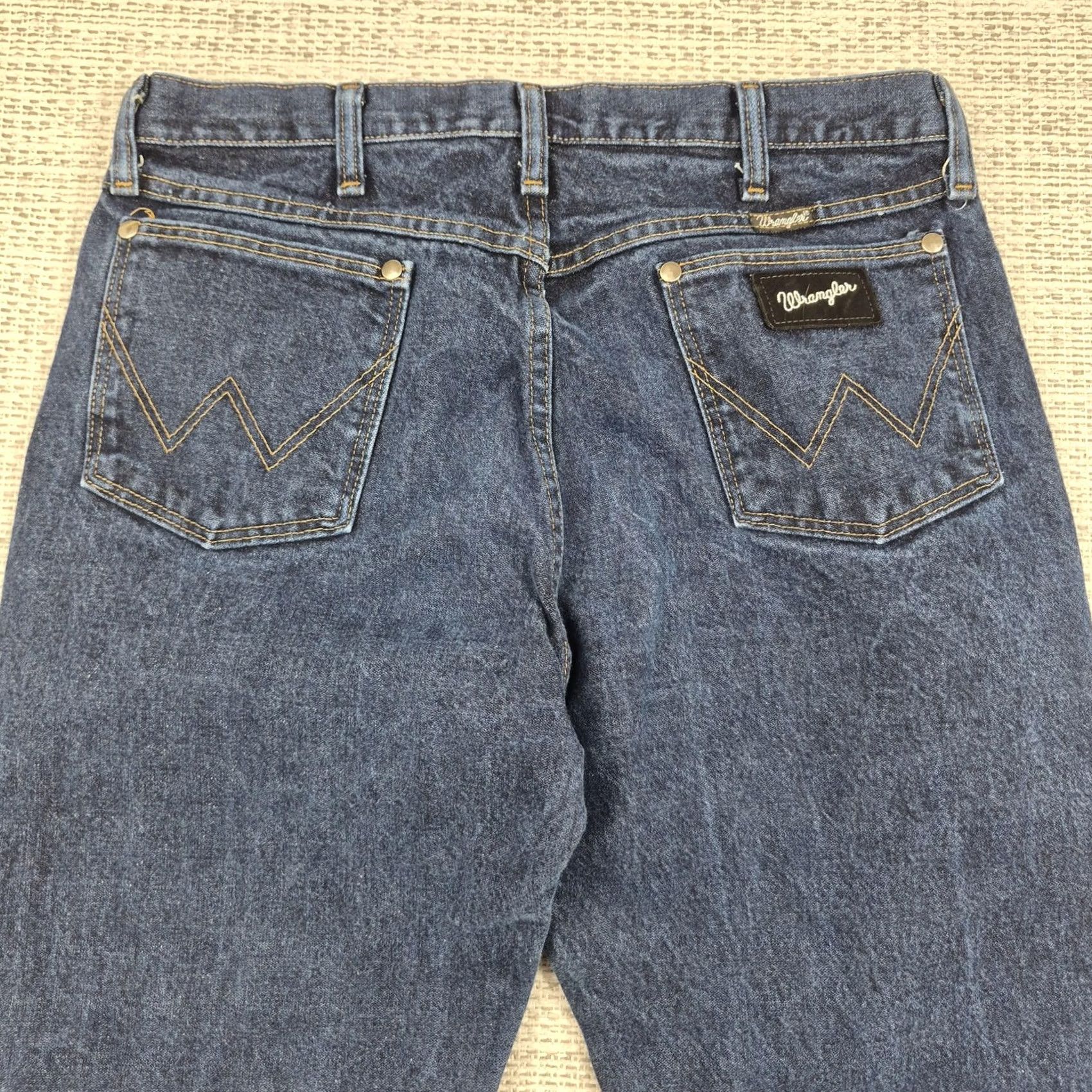 Wrangler Wrangler Jeans Mens 34x30 Blue Regular Fit Straight Leg Denim Black Label Logo 5-Pocket Wrangler 13MSEDD Mens Jeans Blue Regular Fit 34x30 Size US 34 / EU 50 - 3 Thumbnail