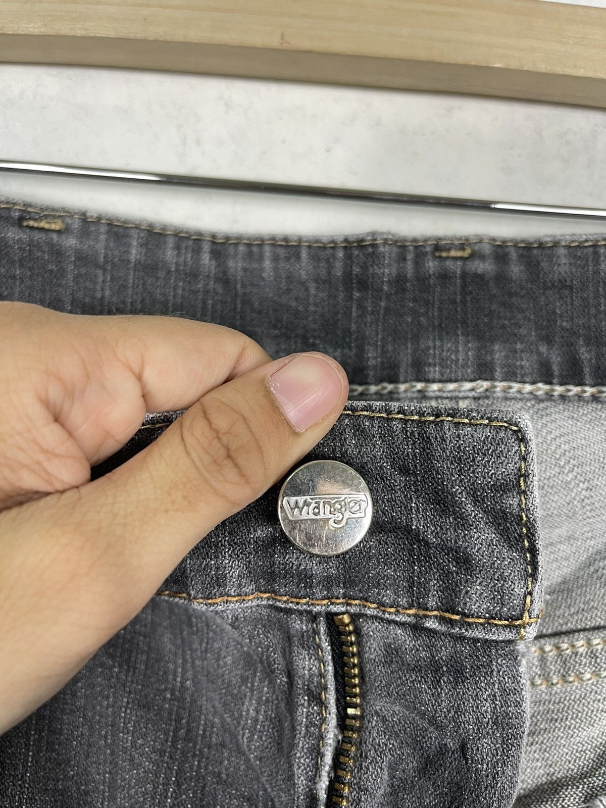 Japanese Brand WRANGLER FADED BLACK ZIPPER FLY JEANS W34 L44 Size US 34 / EU 50 - 9 Thumbnail