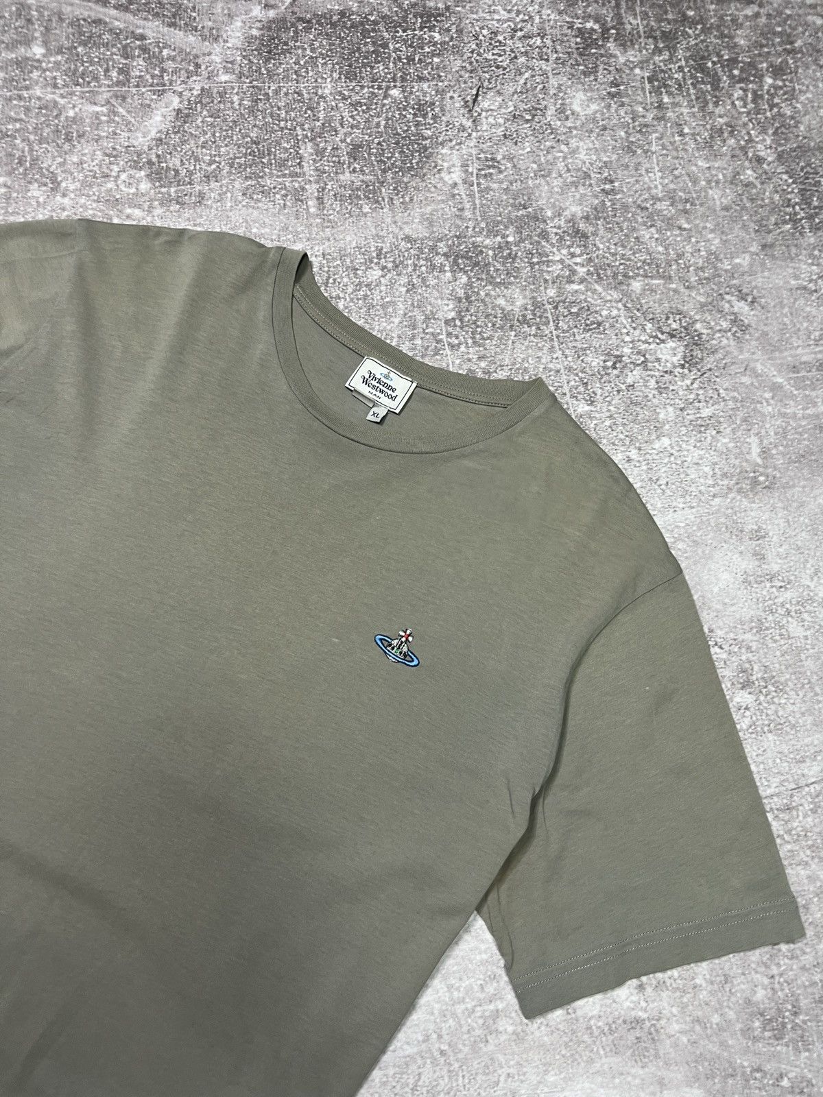 Vivienne Westwood Mens Vintage Vivienne Westwood t-shirt logo tee Size US XL / EU 56 / 4 - 2 Thumbnail