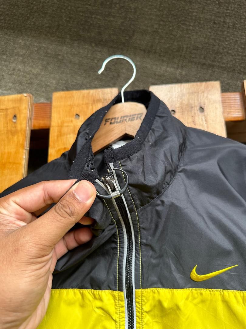 Nike × Vintage VINTAGE NIKE WINDBREAKER Size US L / EU 52-54 / 3 - 5 Thumbnail