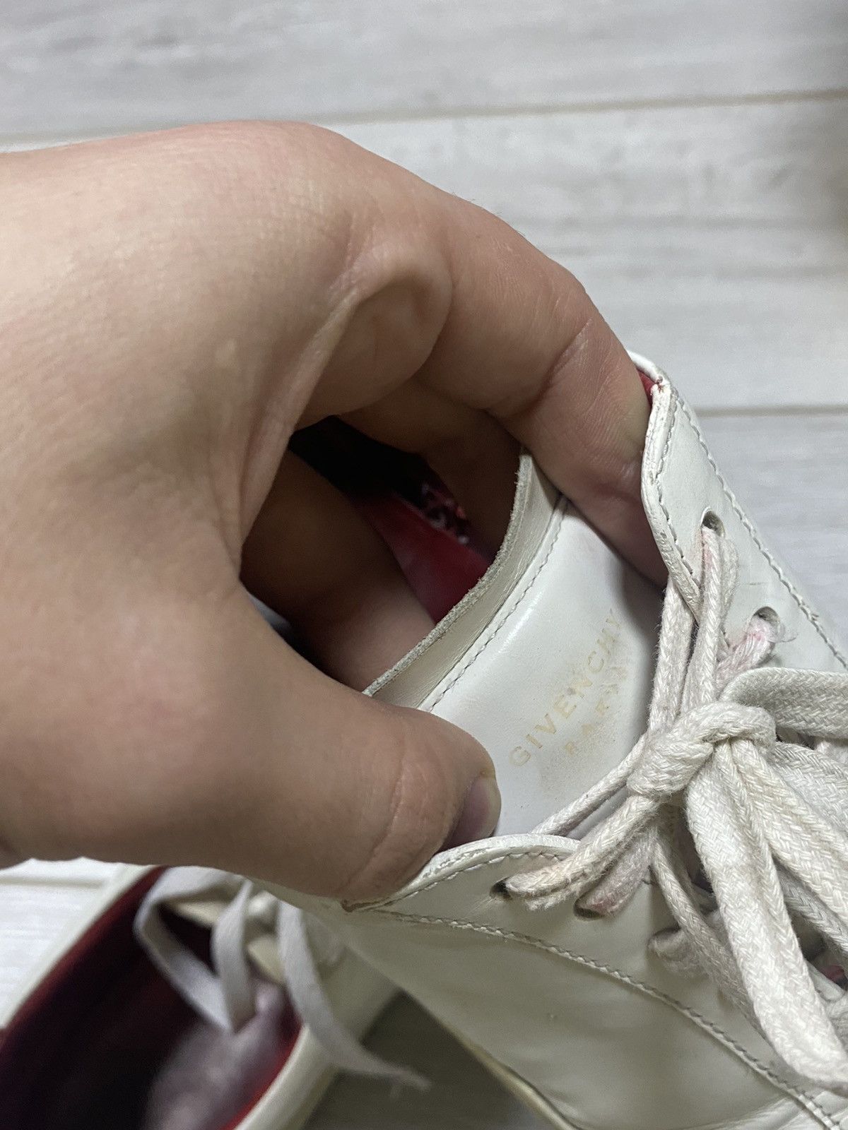 Givenchy GIVENCHY URBAN STREET LOW SNEAKER WHITE & RED Size US 7 / EU 40 - 7 Thumbnail