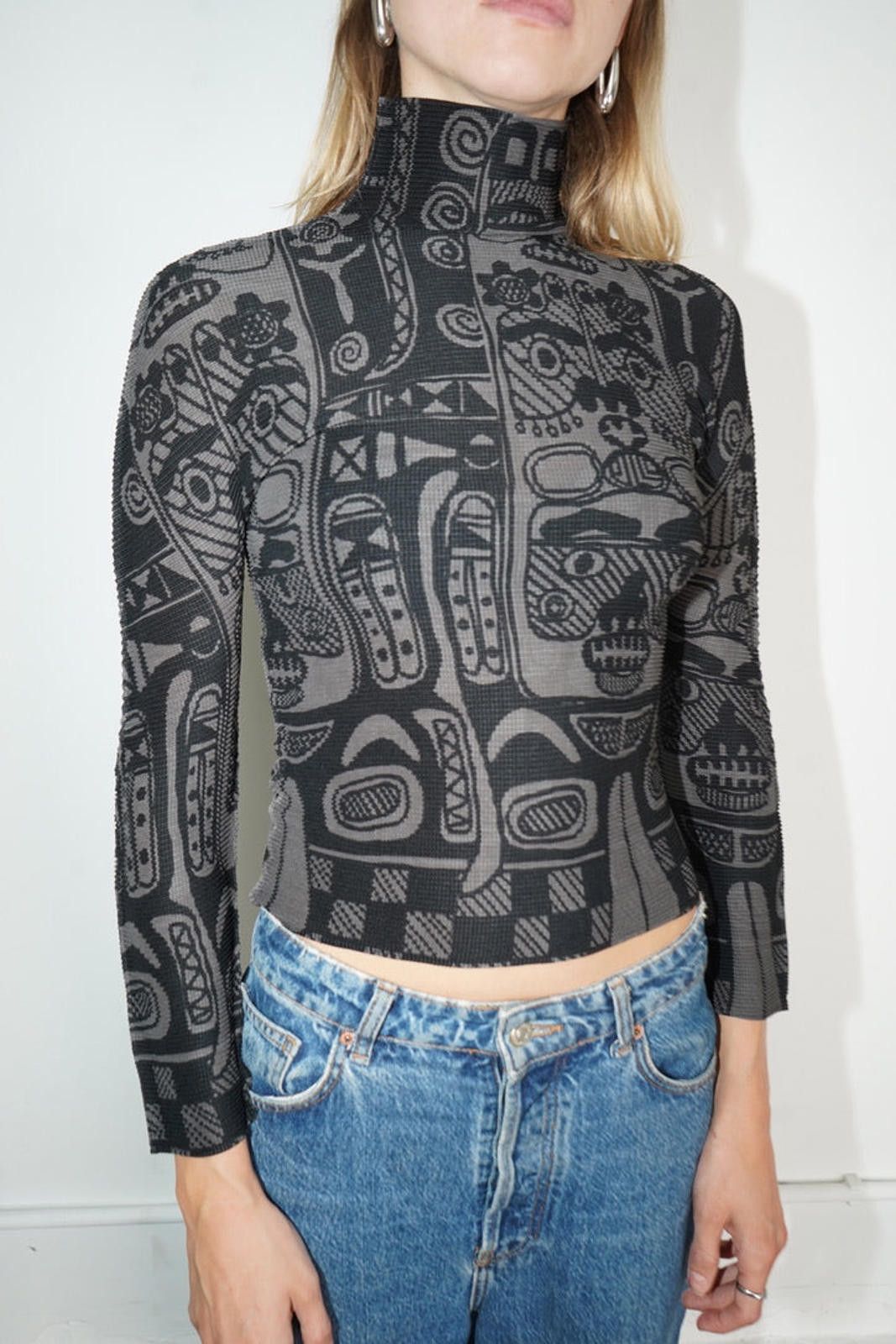 Issey Miyake Issey Miyake Blouse Size ONE SIZE - 1 Thumbnail