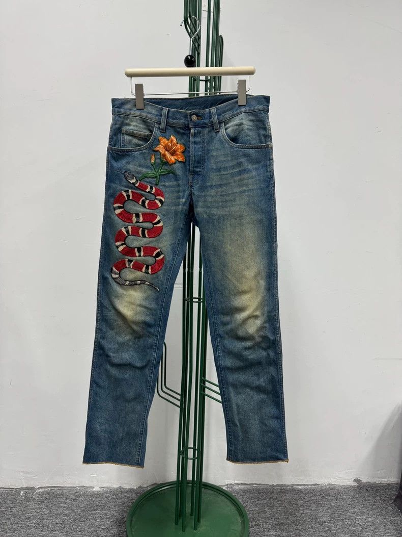 Gucci Gucci Snake pattern floral print zipper straight jeans Size US 32 / EU 48 - 1 Thumbnail