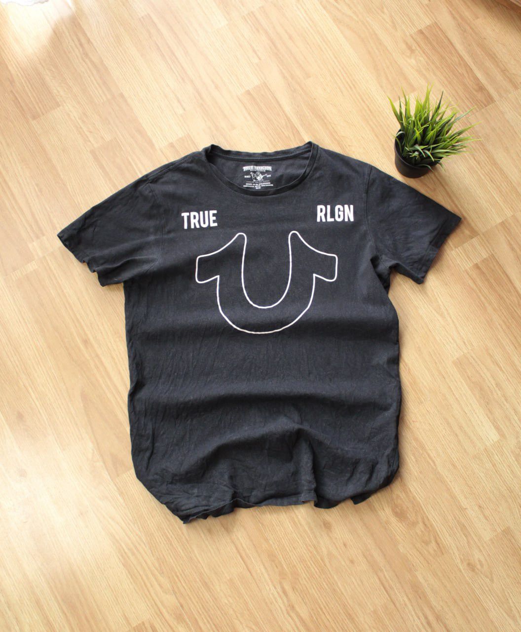 True Religion 🔥 Vintage True Religion Faded Washed T Shirt Logo Y2K Black Size US M / EU 48-50 / 2 - 1 Thumbnail